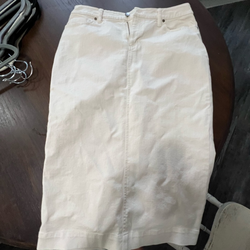Ann Mashburn (M) skirt - great condition